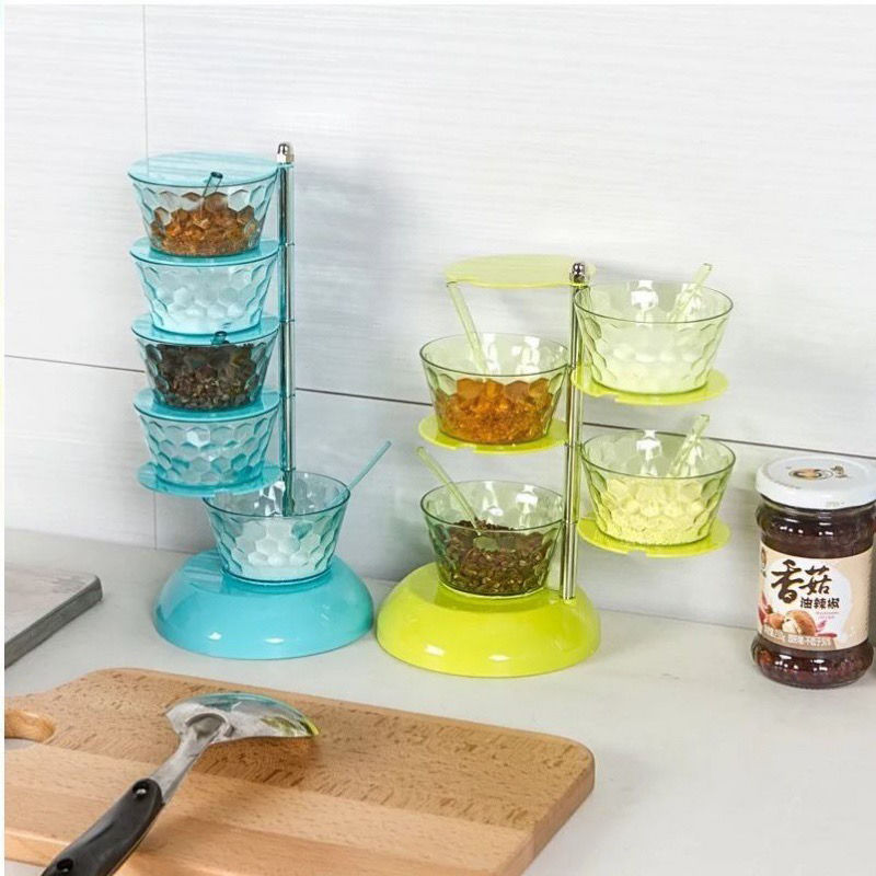 Quick Pinch Rotatable Seasoning Tower